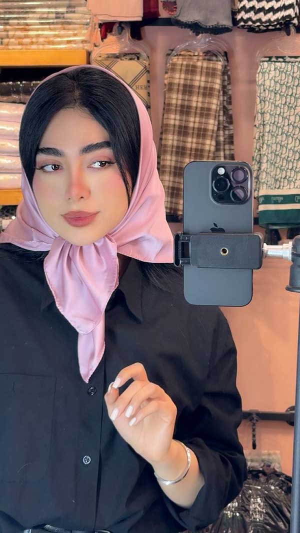 مینی اسکارف ساتن بسته8رنگی کد m5 (عمده)
