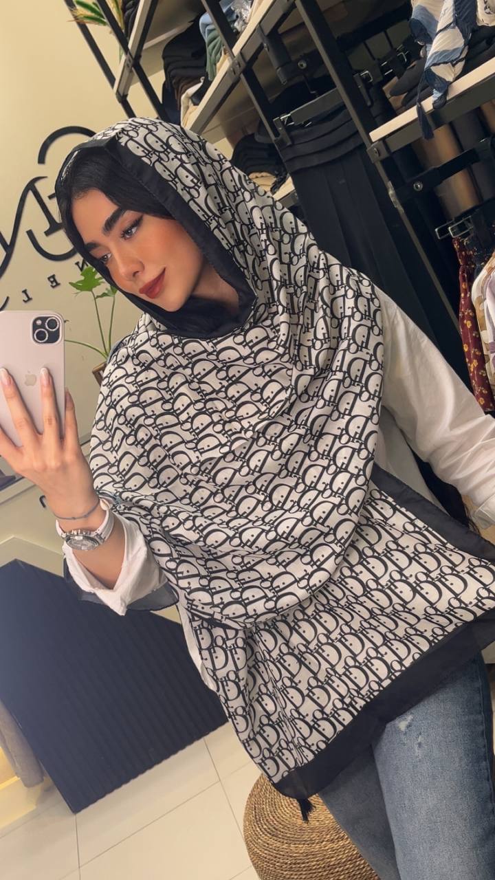 شال چاپی پک سفیدمشکی بسته10طرحی کد sh61 (عمده)
