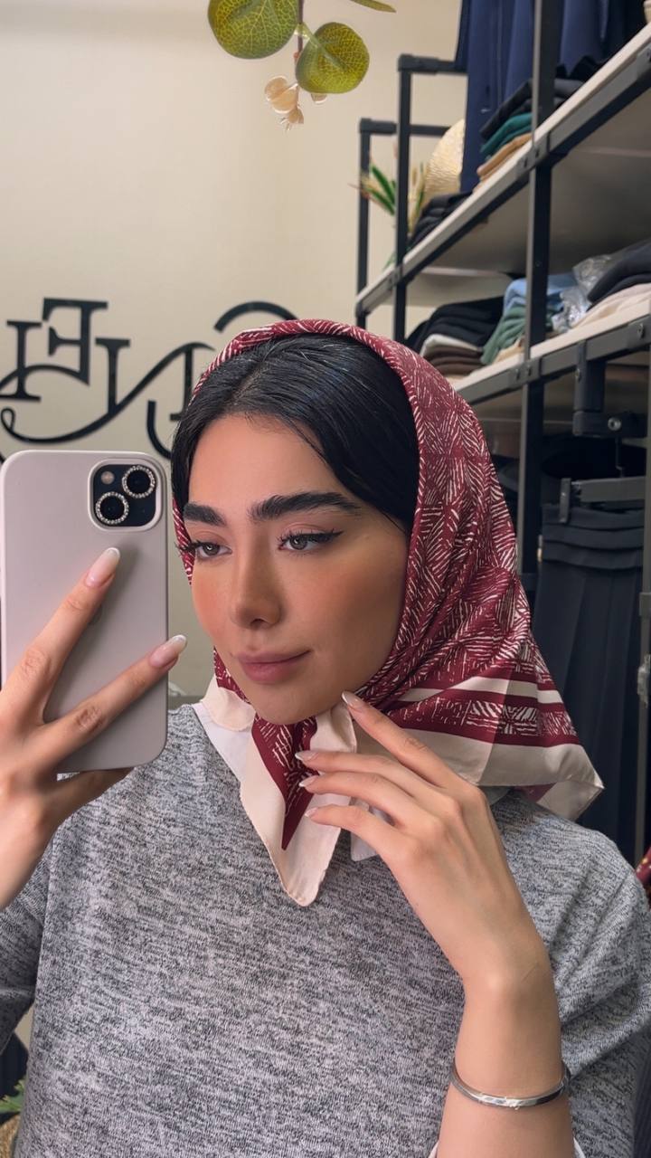 مینی اسکارف ابریشم توییل بسته8رنگی کد mt37 (عمده)
