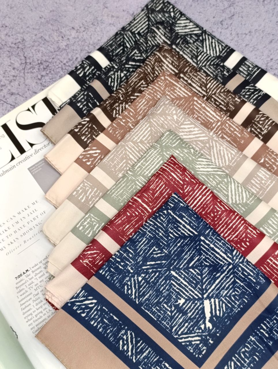 مینی اسکارف ابریشم توییل بسته8رنگی کد mt37 (عمده)
