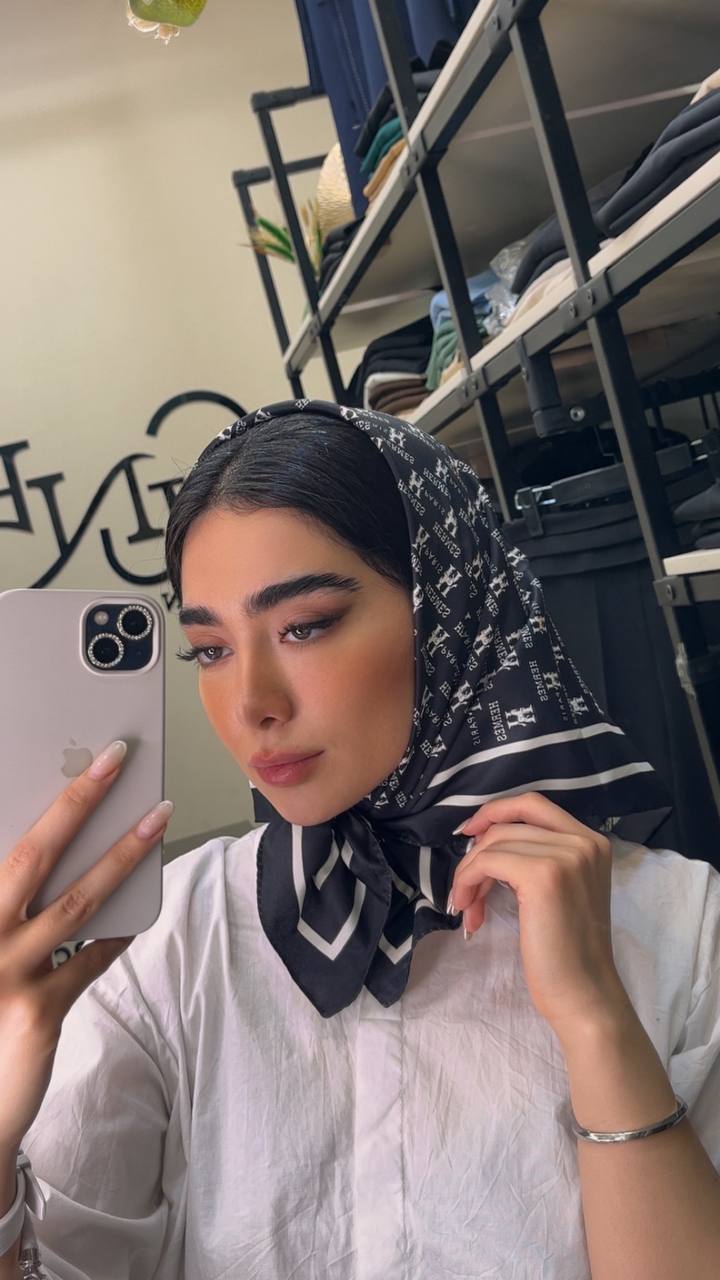 مینی اسکارف ابریشم توییل پک سفیدمشکی بسته6طرحی کد mt40 (عمده)
