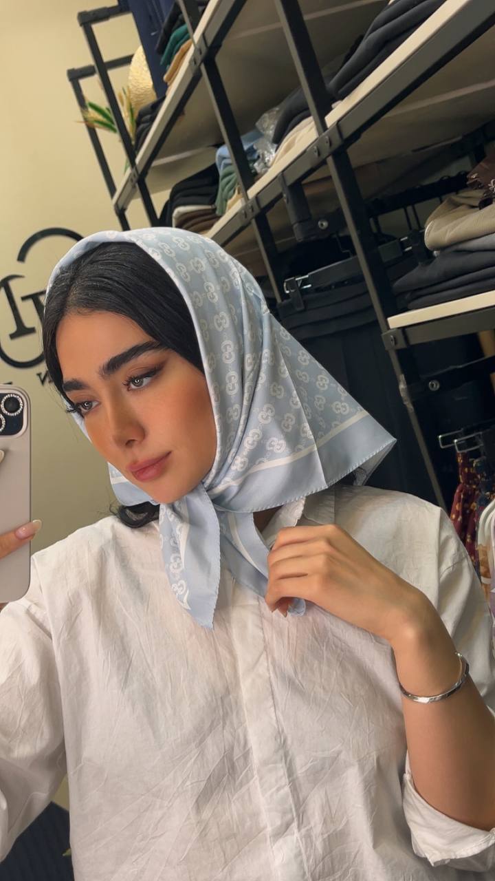 مینی اسکارف ابریشم توییل پک ابی روشن بسته6طرحی کد mt42 (عمده)
