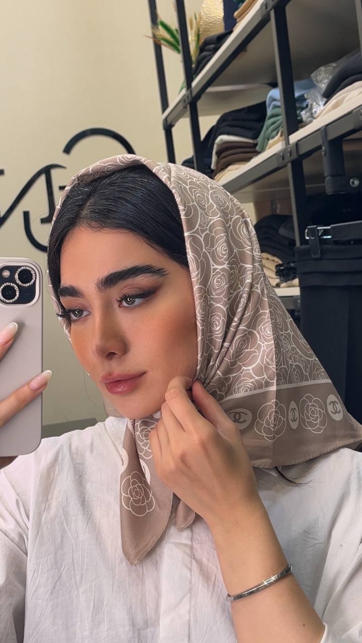 مینی اسکارف ابریشم توییل پک کرم بسته6طرحی کد mt44 (عمده)
