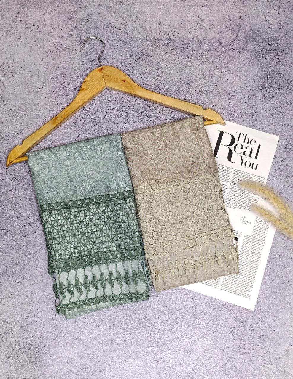 شال سنگشور دستک گیپور بسته10طرحی کد sm67 (عمده)
