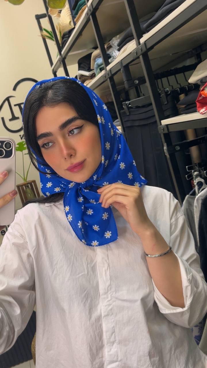 مینی اسکارف طرح بابونه بسته13رنگی کد mt46 (عمده)
