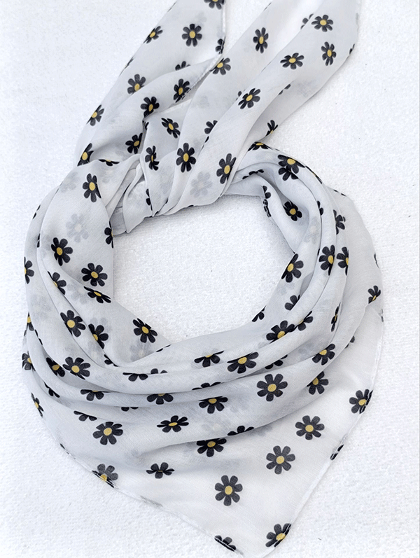 مینی اسکارف طرح بابونه بسته10رنگی کد mt46 (عمده)
