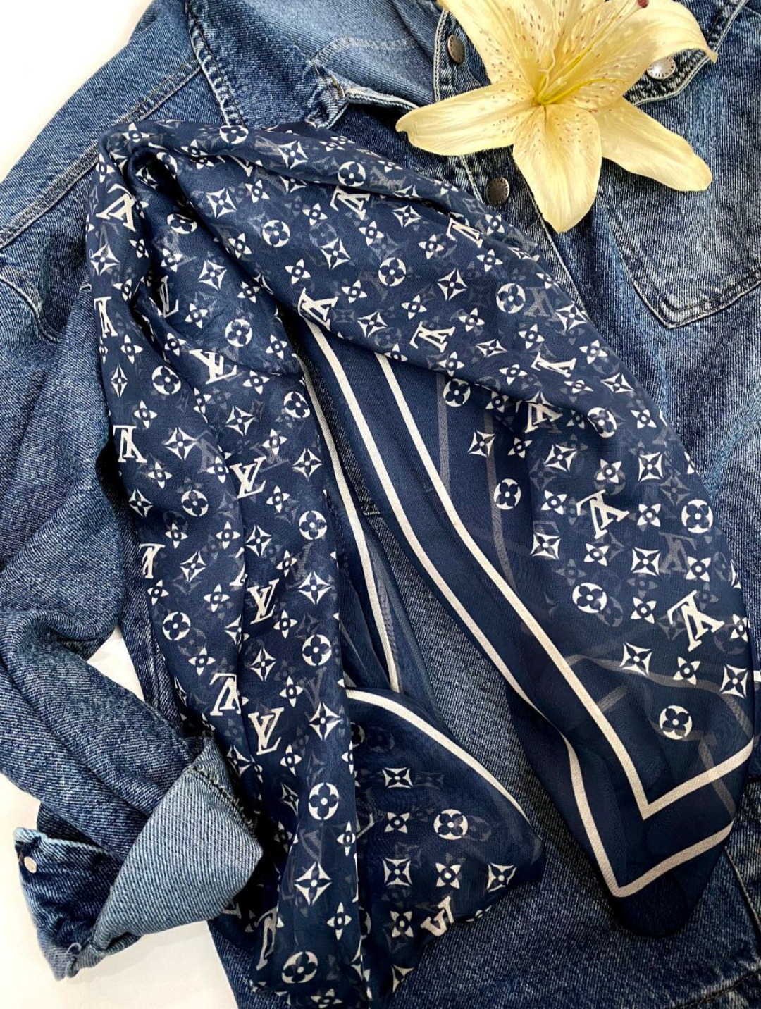 شال حریرچاپی پک سورمه ای بسته10طرحی کد sh68 (عمده)
