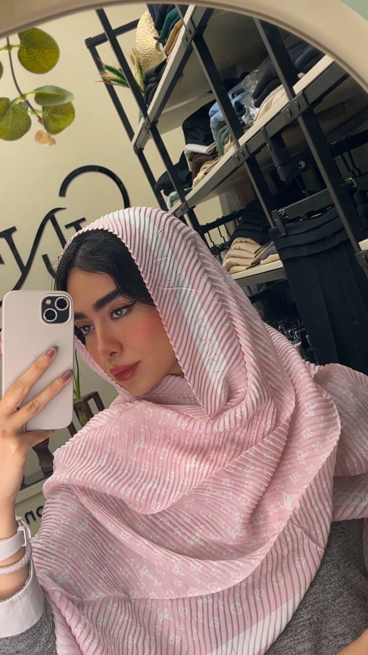 شال پلیسه پک صورتی بسته10طرحی کد sp57 (عمده)
