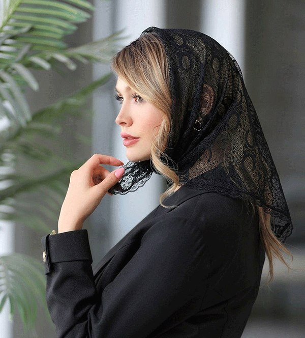 سه گوش توری دورگیپور مشکی بسته5طرحی کد mm16 (عمده)
