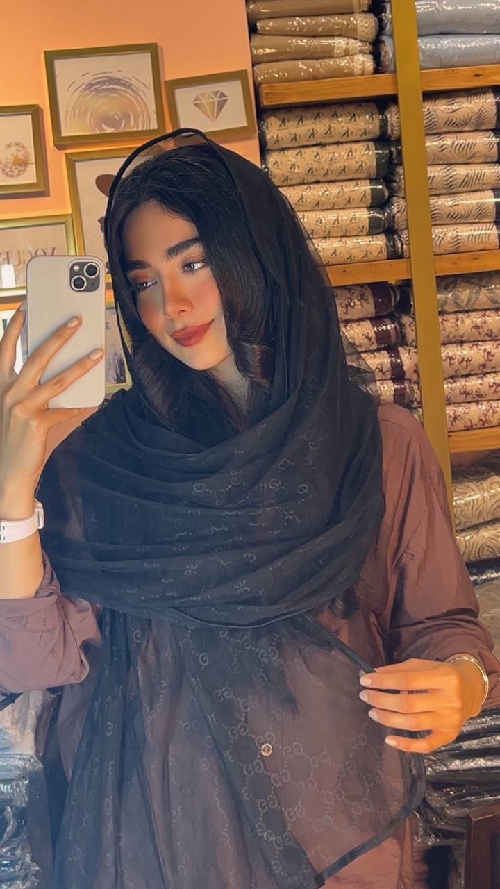 شال توری داغی مشکی بسته6طرحی کد sm81 (عمده)