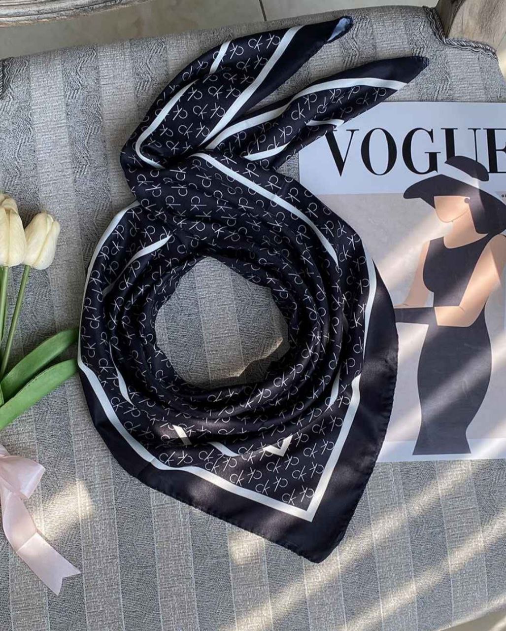 مینی اسکارف ابریشم توییل پک سفیدمشکی بسته10طرحی کد mt53 (عمده)
