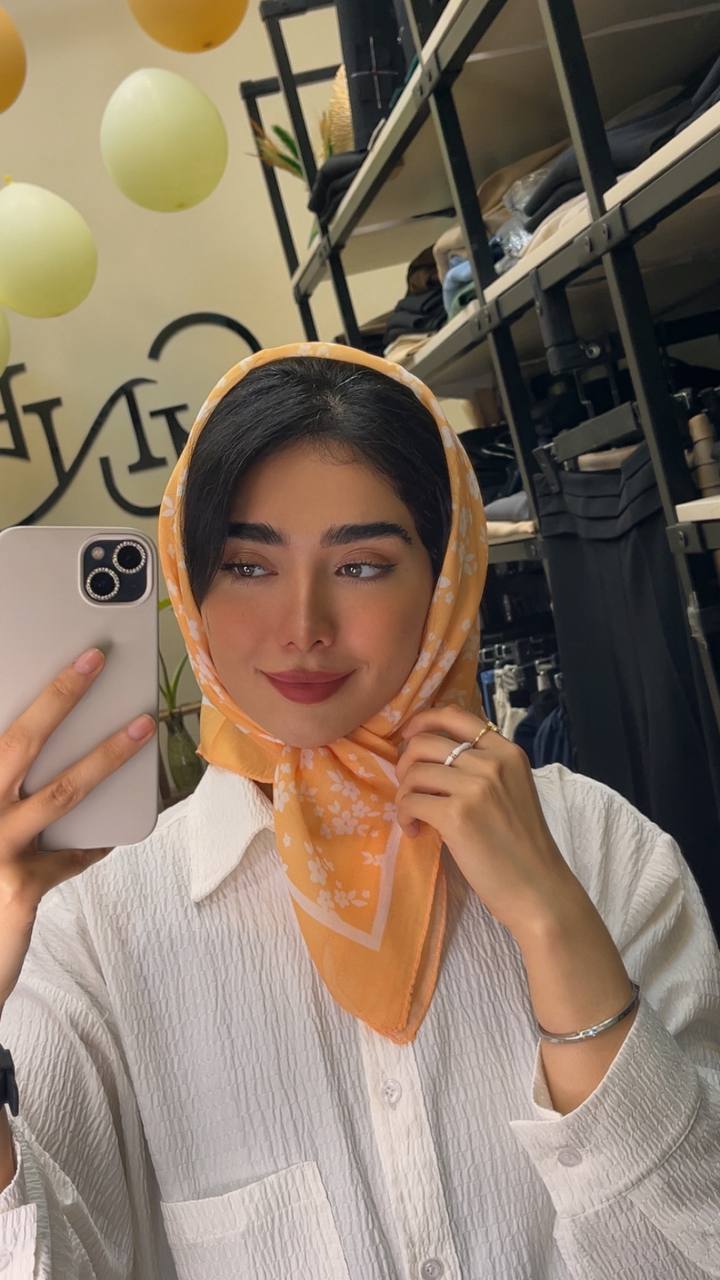 مینی اسکارف پک پرتقالی بسته10طرحی کد mt54 (عمده)
