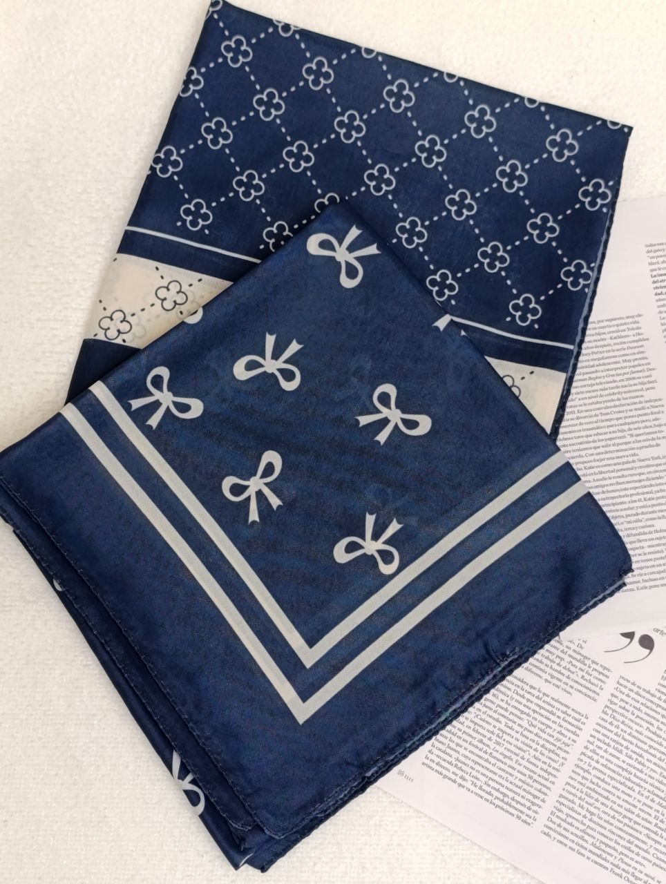 روسری حریرنخ پک سرمه ای بسته10طرحی کد r99 (عمده)
