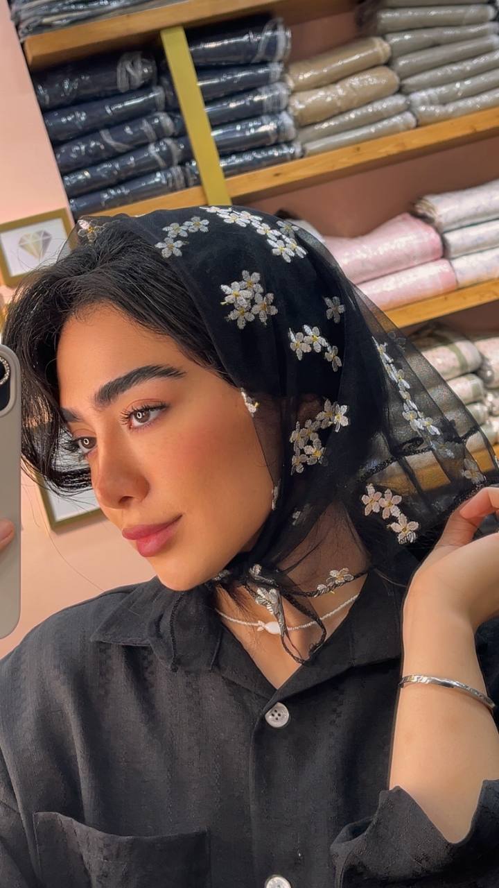 مینی اسکارف توری گلدوزی بسته3طرحی کد mm21 (عمده)
