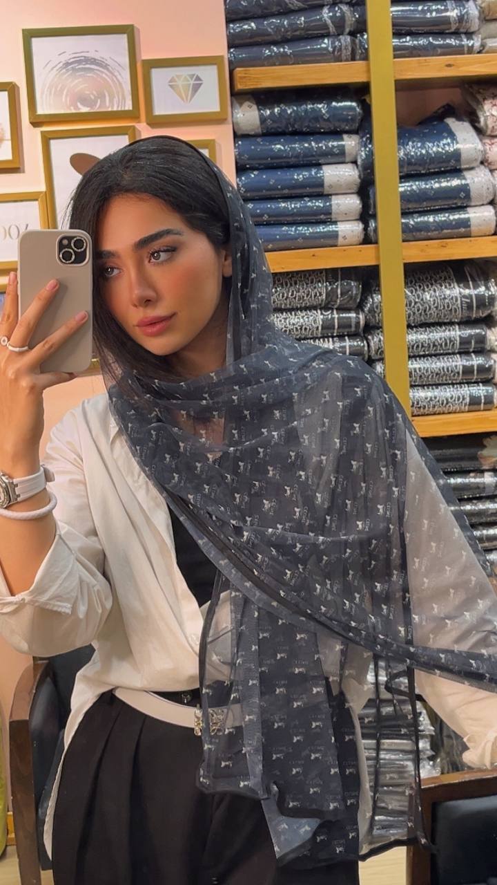 شال توری چاپی پک مشکی بسته6طرحی کد sh77 (عمده)
