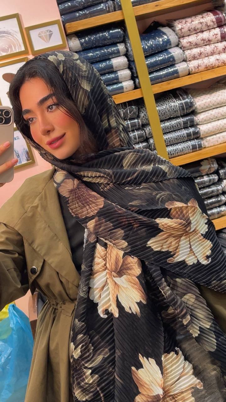 شال پلیسه چاپی حریر پک مشکی بسته8طرحی کد sp66 (عمده)
