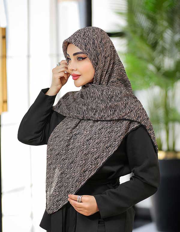 روسری چاپ خیس پک مشکی کرم بسته12طرحی کد r106 (عمده)
