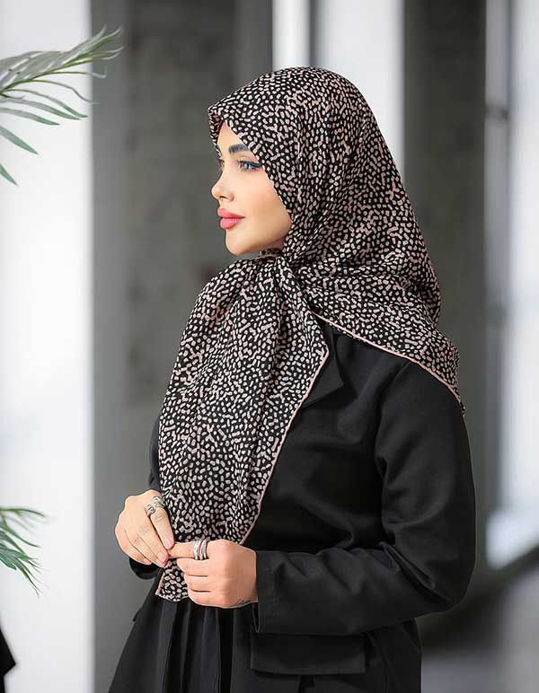 روسری چاپ خیس پک مشکی کرم بسته12طرحی کد r106 (عمده)
