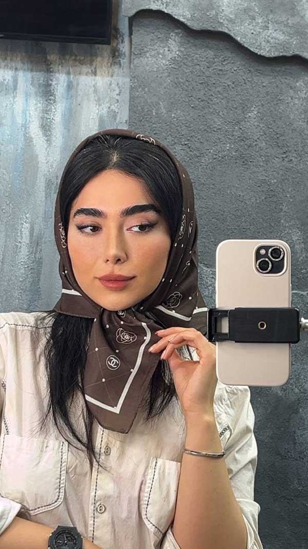 مینی اسکارف پک قهوه ای بسته10طرحی کد mt60 (عمده)
