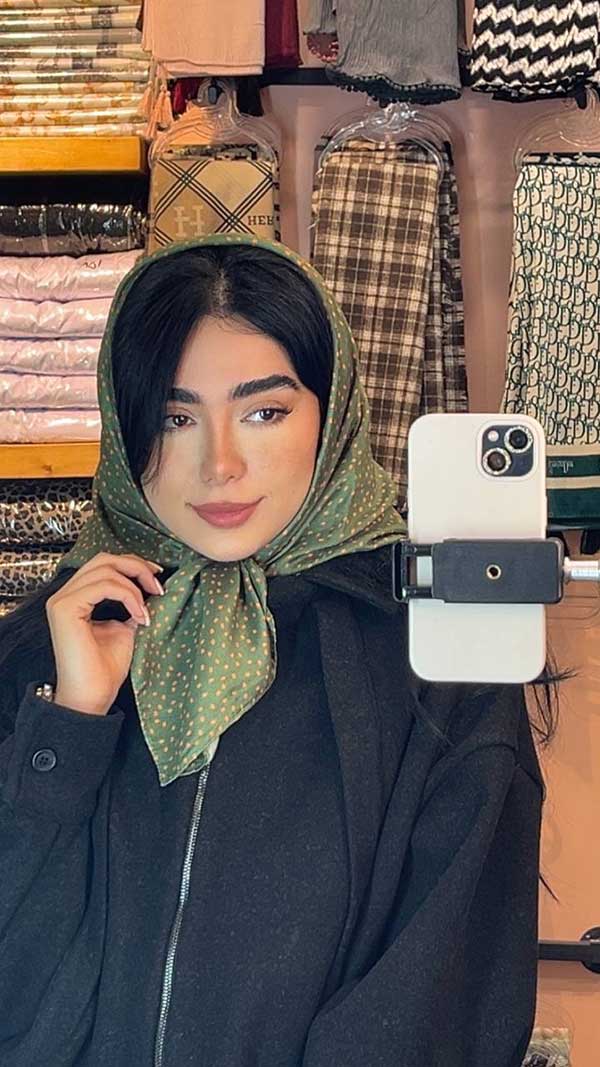 مینی اسکارف خالخالی بسته10رنگی کد mt66 (عمده)
