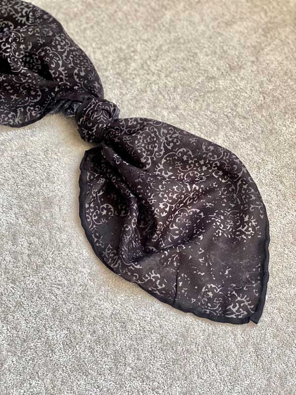 روسری گارزا دورنگ مختلف سری انتخابی کد r109 (عمده)
