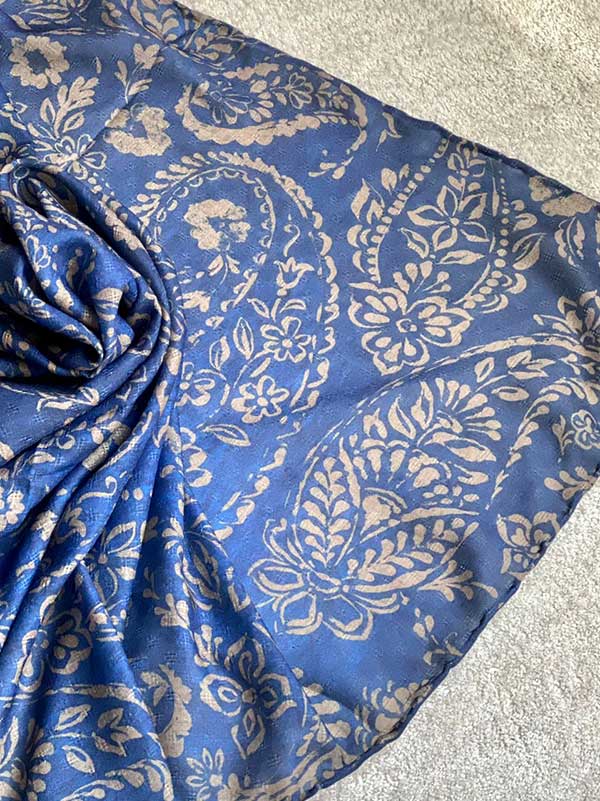 روسری گارزا سری انتخابی کد r112 (عمده)
