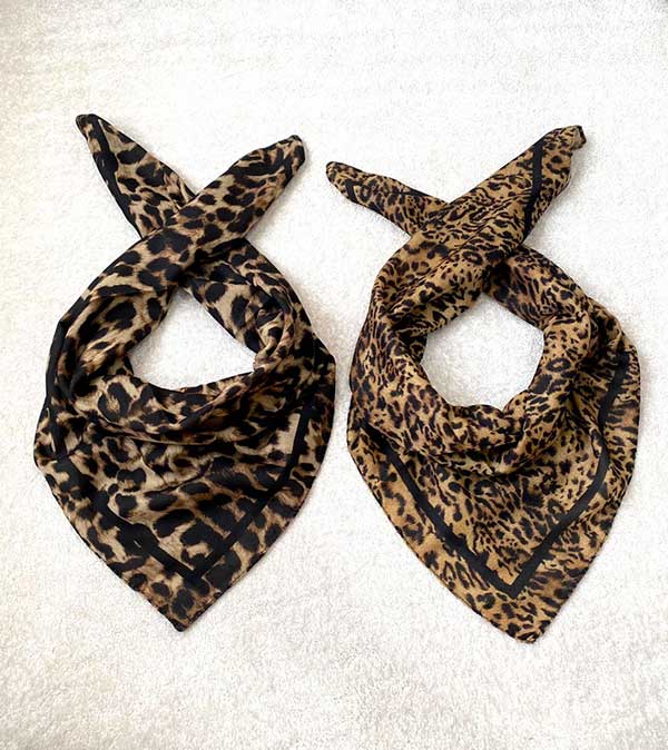 روسری پلنگی
