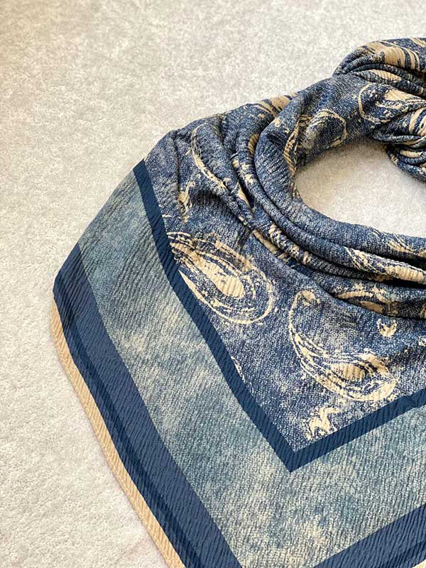 روسری پلیسه بسته6رنگی کد r119 (عمده)
