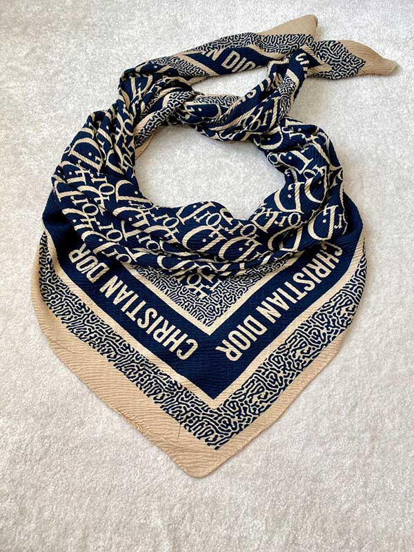 روسری پلیسه دیور بسته6رنگی کد r120 (عمده)
