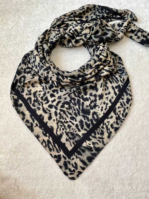 روسری پلنگی
