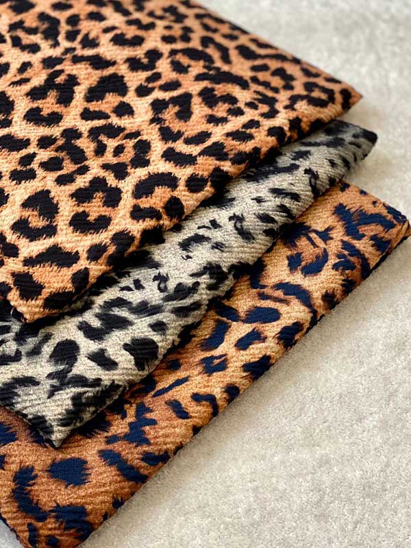 روسری پلنگی
