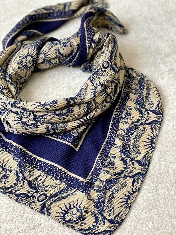 روسری پلیسه بسته2رنگی کد r126 (عمده)
