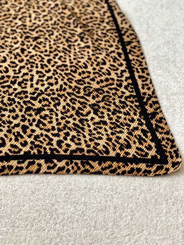 روسری پلیسه پلنگی بسته2رنگی r127 (عمده)
