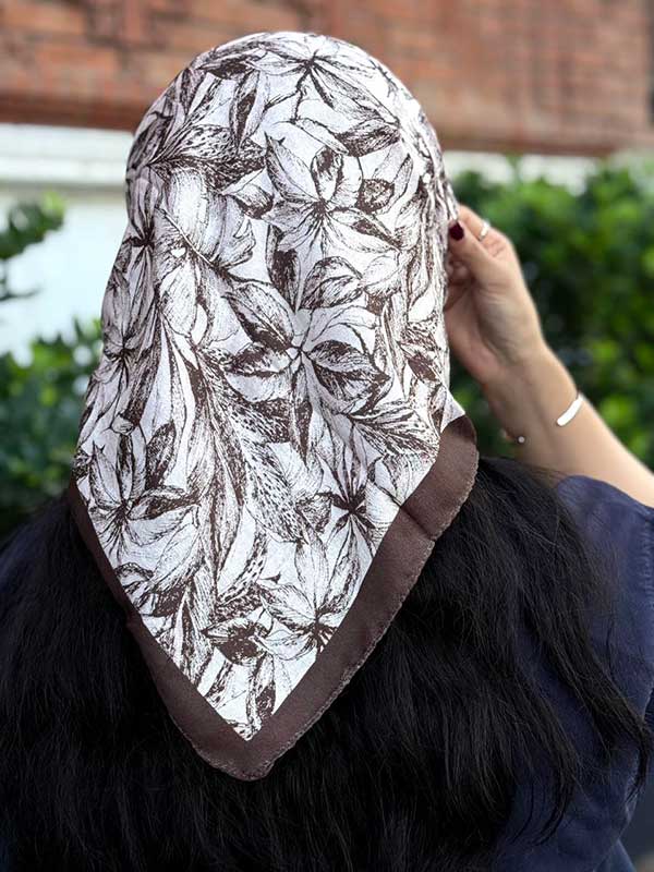 🤎خرید مینی اسکارف پک قهوه‌ای طرح‌دار بسته ۱۰ عددی | فروش عمده مینی اسکارف باکیفیت
