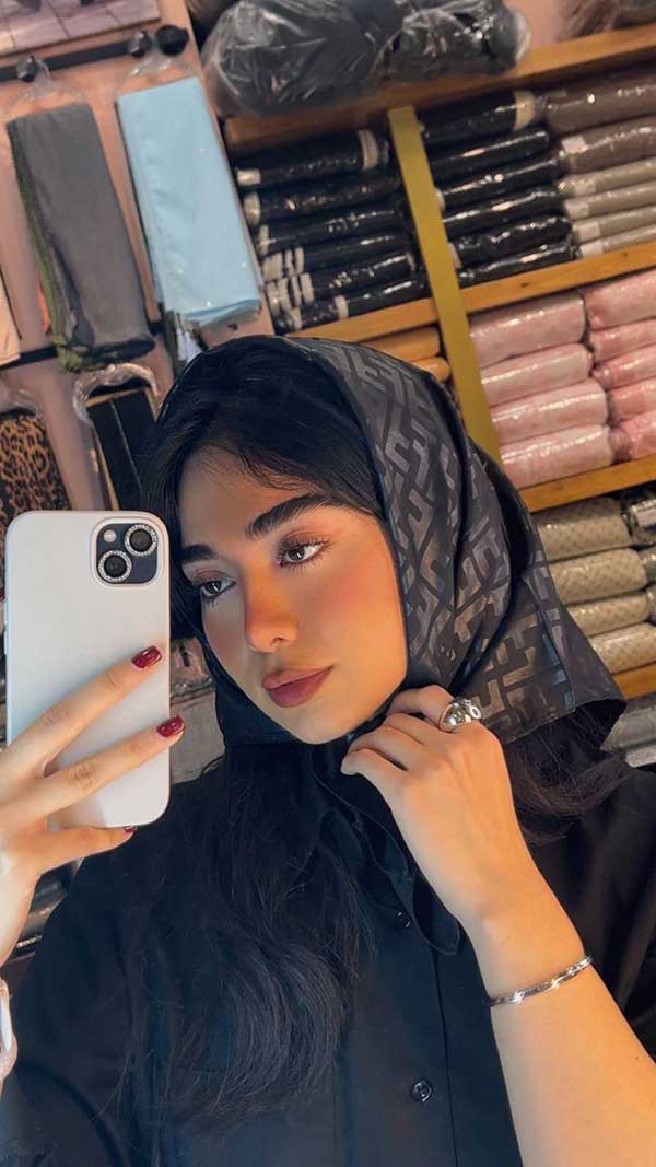 خرید مینی اسکارف مشکی مجلسی بسته ۶ عددی | فروش عمده مینی اسکارف شیک و باکیفیت
