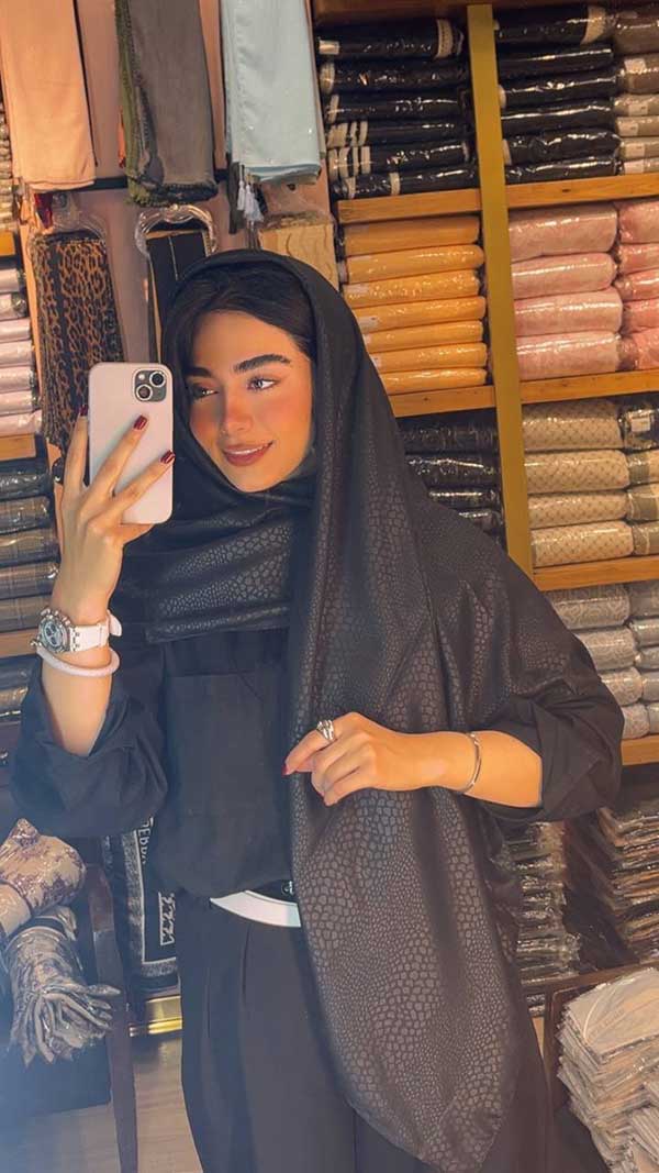 خرید روسری مشکی مجلسی طرح‌دار بسته ۳ عددی | فروش عمده روسری شیک و باکیفیت
