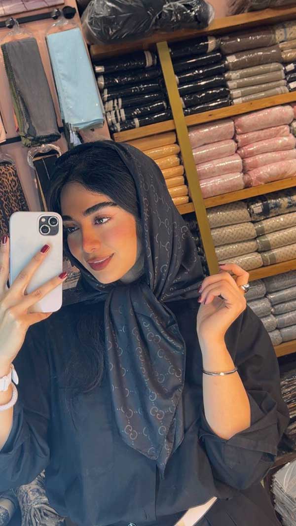 روسری مشکی مجلسی
