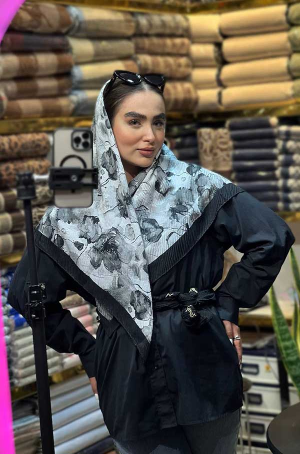 روسری پلیسه
