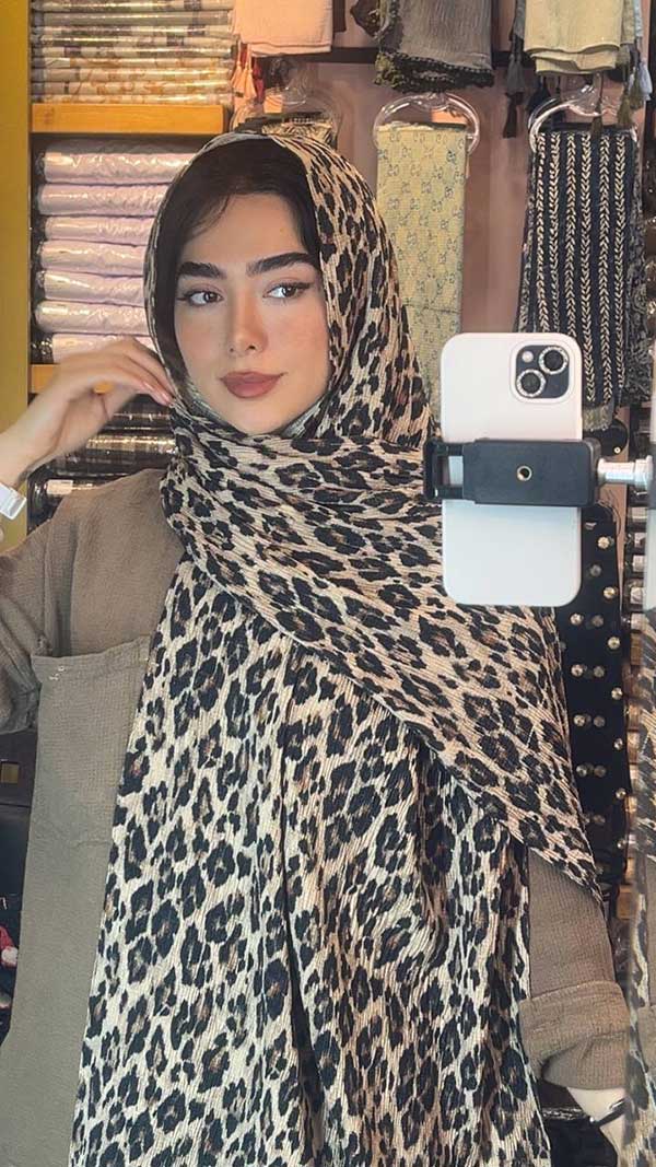 شال پلیسه پلنگی
