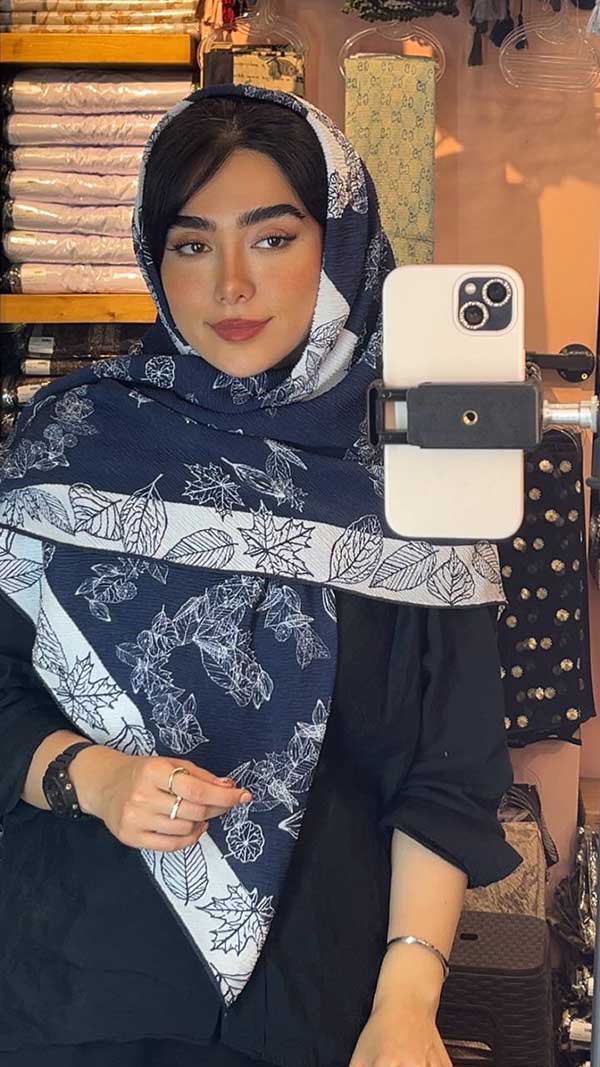 روسری پلیسه پک سورمه ای بسته7طرحی کد r136 (عمده)
