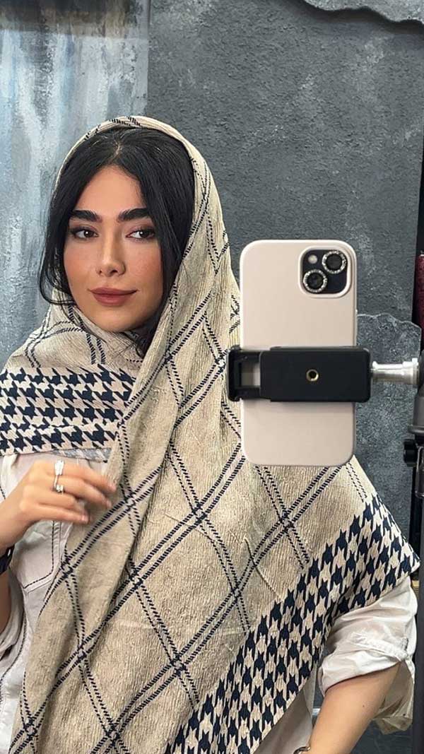 روسری پلیسه پیچازی بسته5رنگی کد r145 (عمده)
