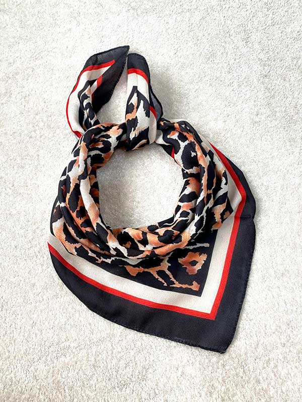 مینی اسکارف پلنگی بسته3طرحی کد mt90 (عمده)
