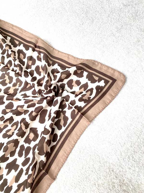 مینی اسکارف پلنگی بسته3طرحی کد mt90 (عمده)
