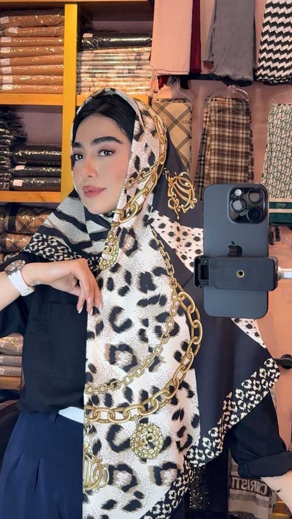 روسری ابریشم توییل بسته5رنگی کد r159 (عمده)
