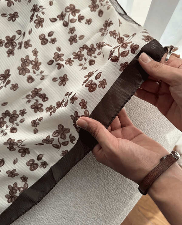 مینی اسکارف طرح گل بسته10رنگی کد mt101 (عمده)
