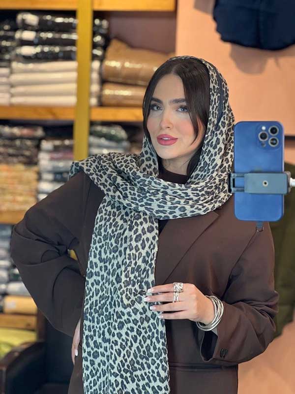 شال پلیسه پلنگی لمه دار بسته10طرحی کد sp82 (عمده)
