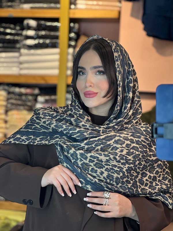 شال پلیسه پلنگی لمه دار بسته10طرحی کد sp82 (عمده)

