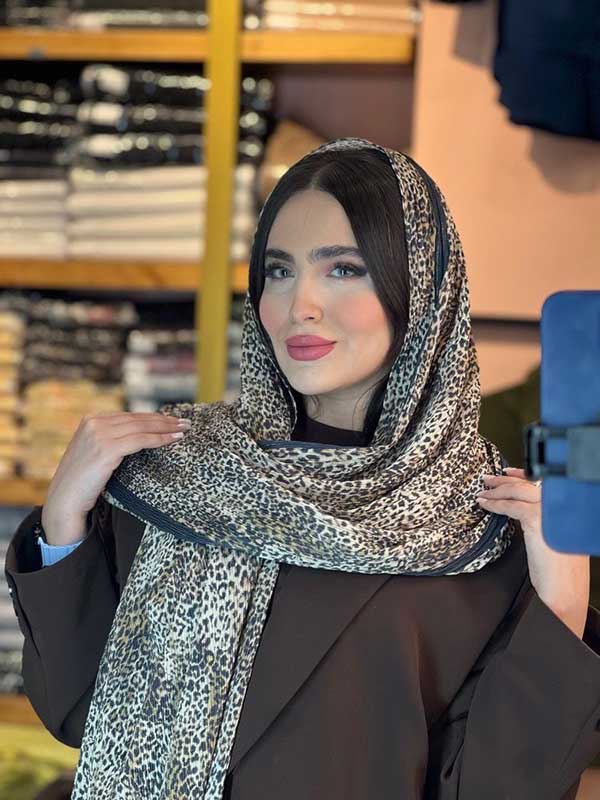 شال پلیسه پلنگی لمه دار بسته10طرحی کد sp82 (عمده)
