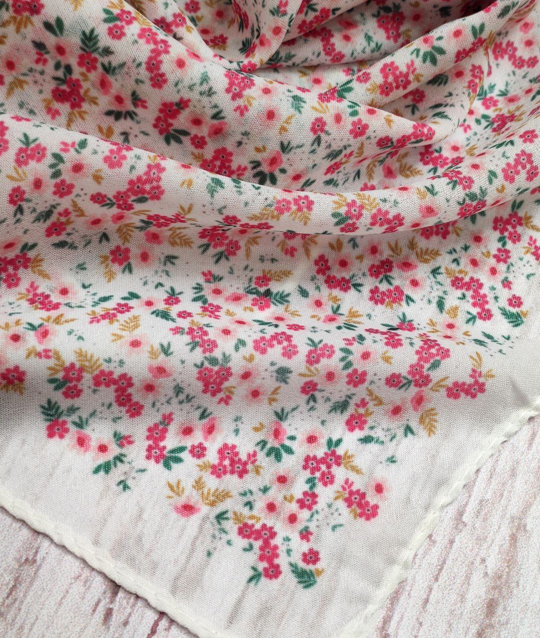 روسری طرحدار بسته6رنگی کد r24 (عمده)
